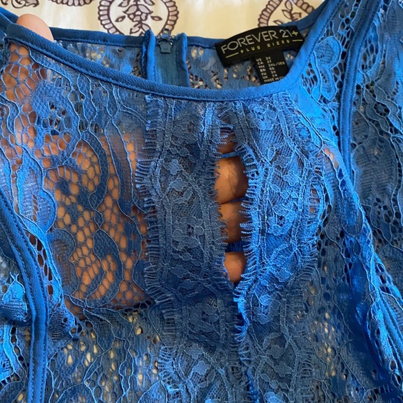 Dress - Picture 6 of 6